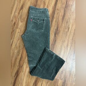 Levi’s 526 Slender Boot Green Corduroy Pants Womens Size 6